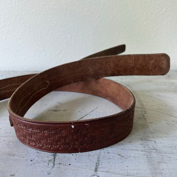 Vintage leather Ranger belt with belt buckle tooled embossed western cowboy 32 - Picture 10 of 14